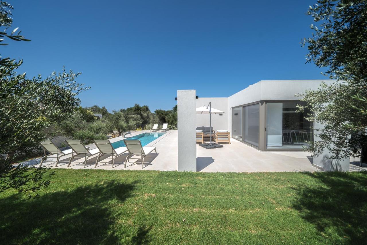 Villa Vivian Heated Private Swimming Pool & Jacuzzi 게오르기우폴리스 외부 사진